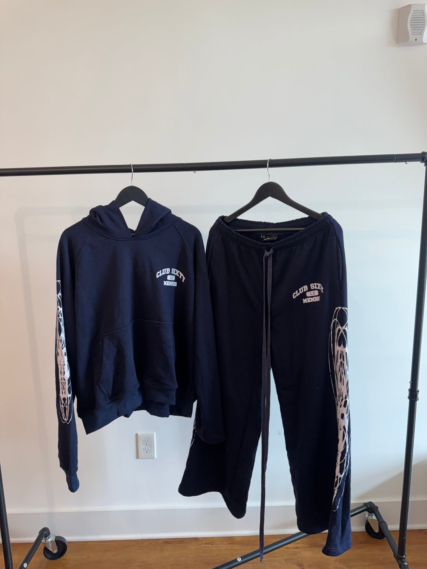 MEDIUM NAVY WIDE LEG SWEATSUIT