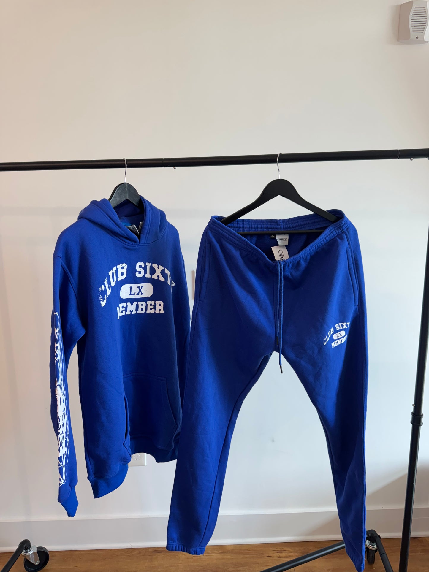 XL BLUE MEMBER SWEATSUIT