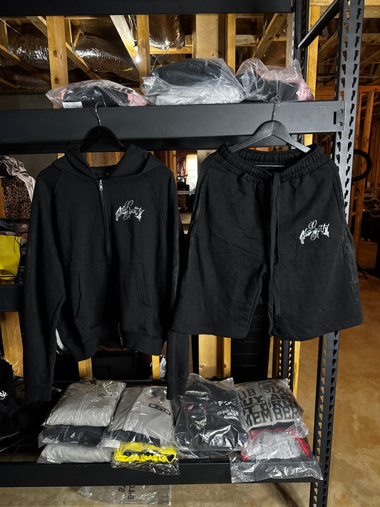 MEDIUM BLACKLIST MEMBER SALE ITEM